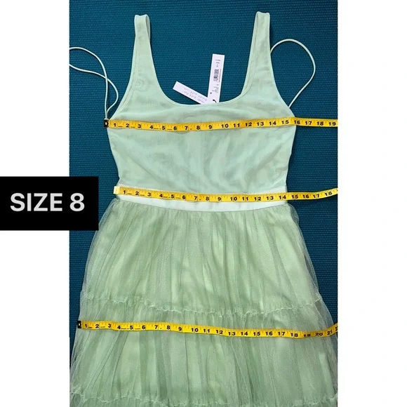 Alice + Olivia Chara Scoop Neck Green Tulle Midi Dress - Picture 12 of 16